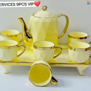 Ensemble tasse et Brada