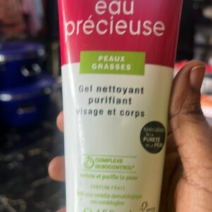 Eau précieuse soin de visage pour peau grasse