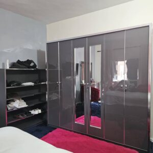 Armoire