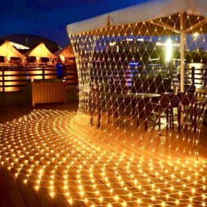 Décoration d'extérieur avec jeux de lumières